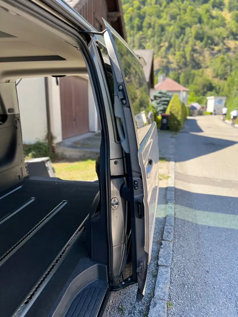 Mercedes-Benz Viano Viano Ambiente lang 3,0 CDI Aut. Ambiente Grau - 2