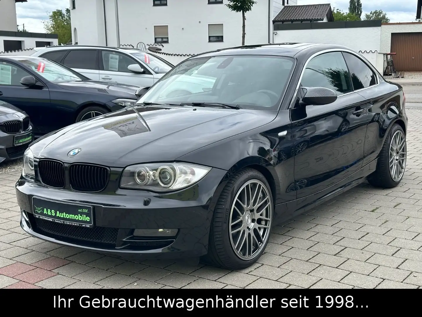 BMW 125 i Coupe Automatik NAVI BI XENON PDC GSD SHZ Schwarz - 2