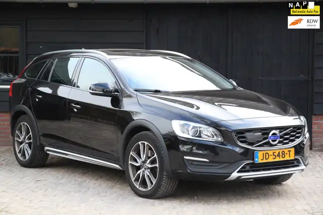 Volvo V60 Cross Country 2.0 T5 Nordic+ Elek-Dak/Xenon/Camera/Parkeersensor
