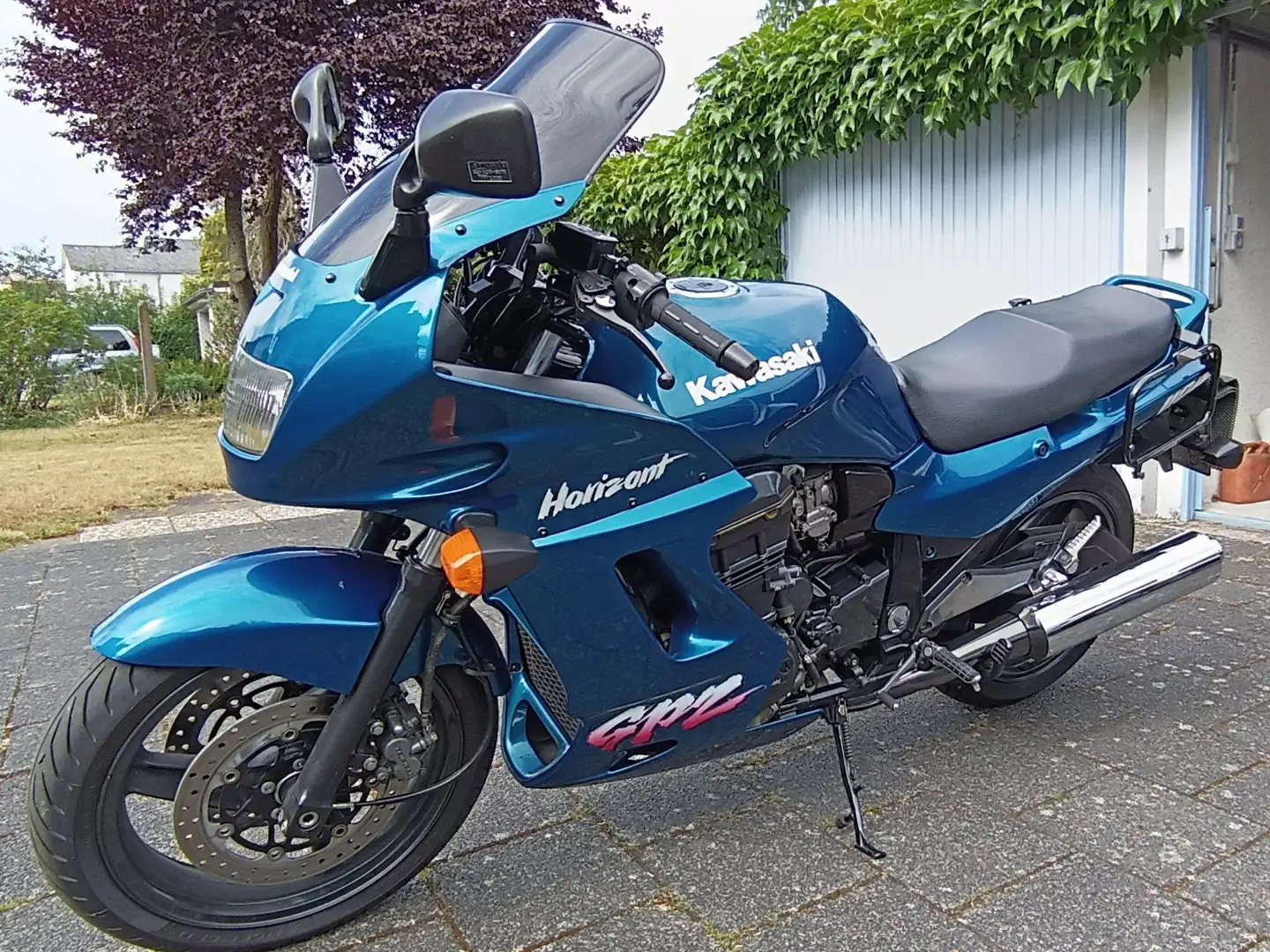 Kawasaki GPZ 1100 ZXT 10 E Horizont Blau - 2