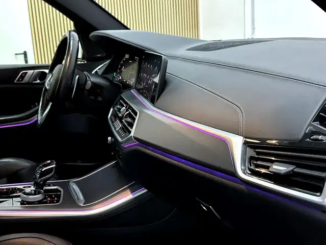 BMW X5 xDrive45e PHEV Aut./M-Sportpaket/360°/Softclose/V Ansicht 49