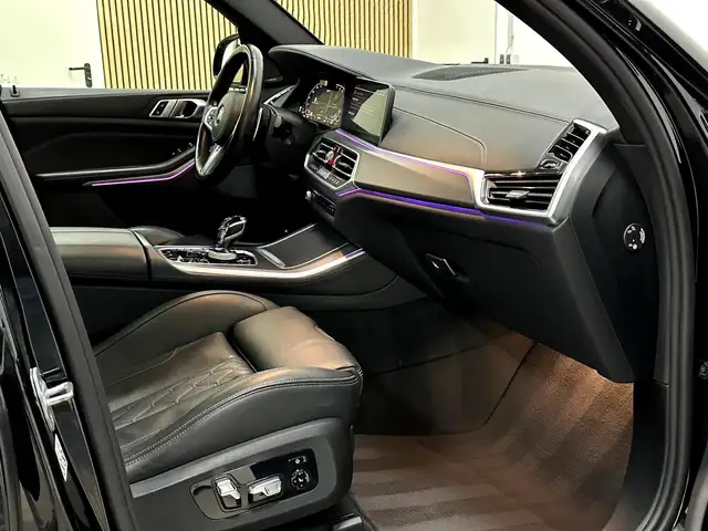 BMW X5 xDrive45e PHEV Aut./M-Sportpaket/360°/Softclose/V Ansicht 31