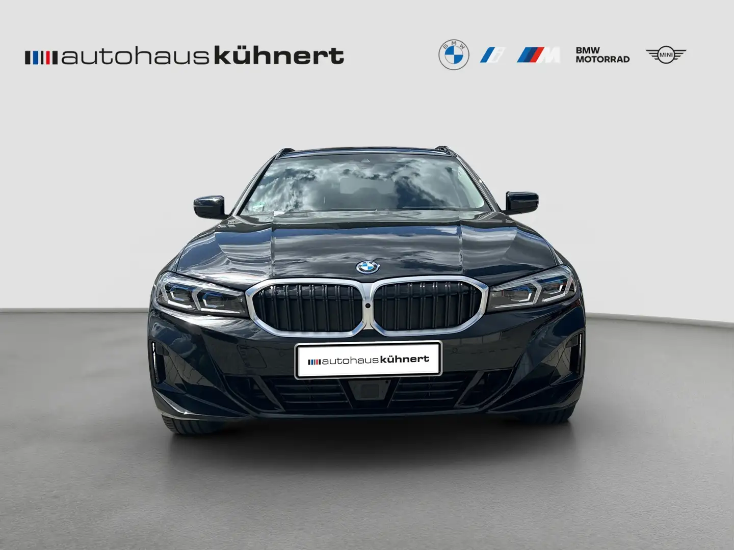 BMW 330 e xDrive Touring UPE: 76.680,- LED, AHZV Schwarz - 2