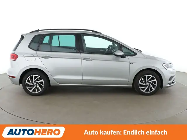 Volkswagen Golf view 7