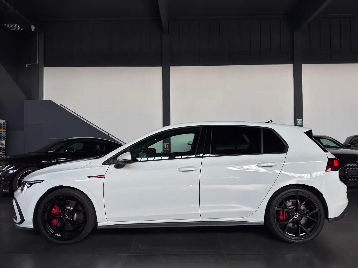 Volkswagen Golf GTI 8 DSG - BLACK STYLE - 19" R ESTORIL - UFFICIALE VW Blanco - 2