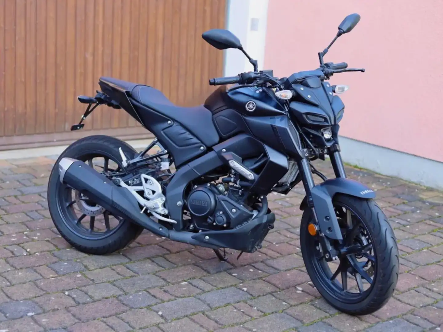 Yamaha MT-125 Schwarz - 2
