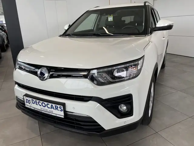 SsangYong Tivoli 1,2L / Navigatie / Apple-Android / Camera