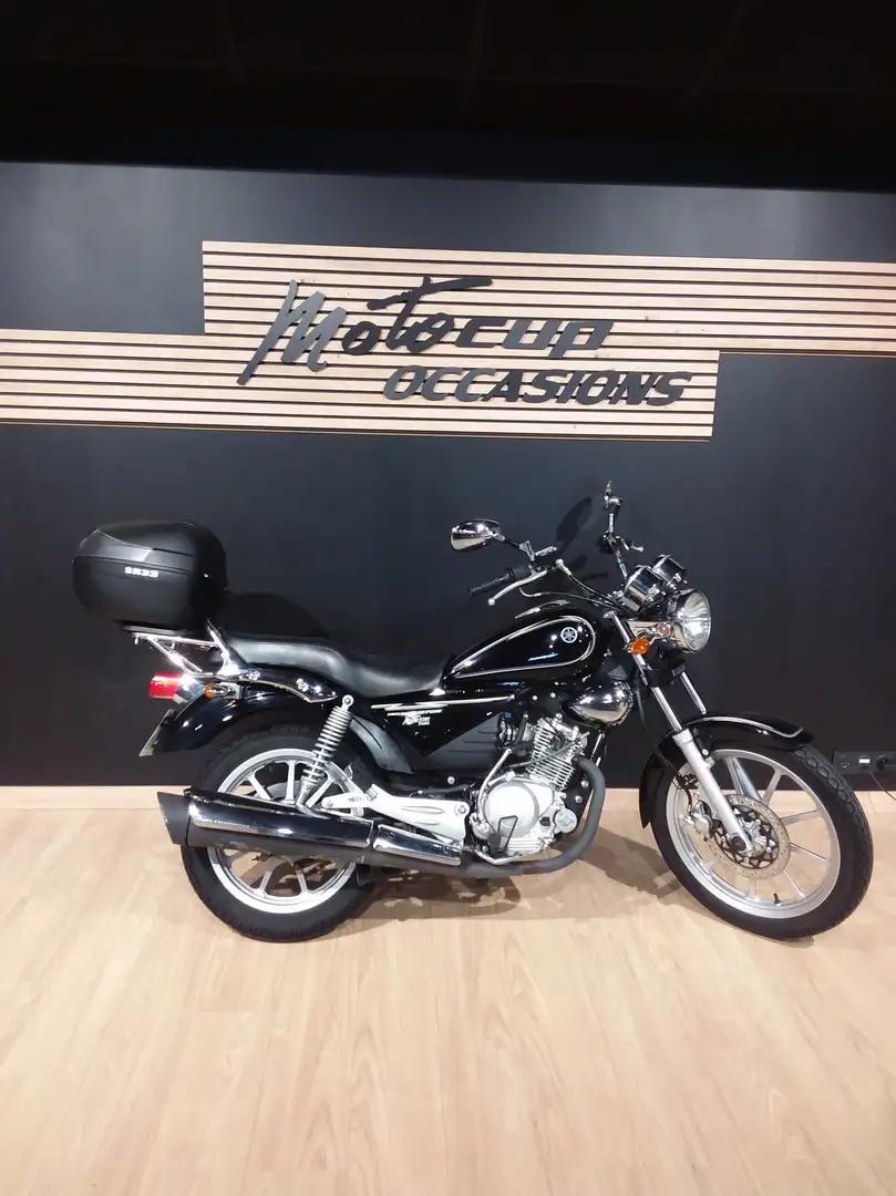 Yamaha YBR 125 Schwarz - 1