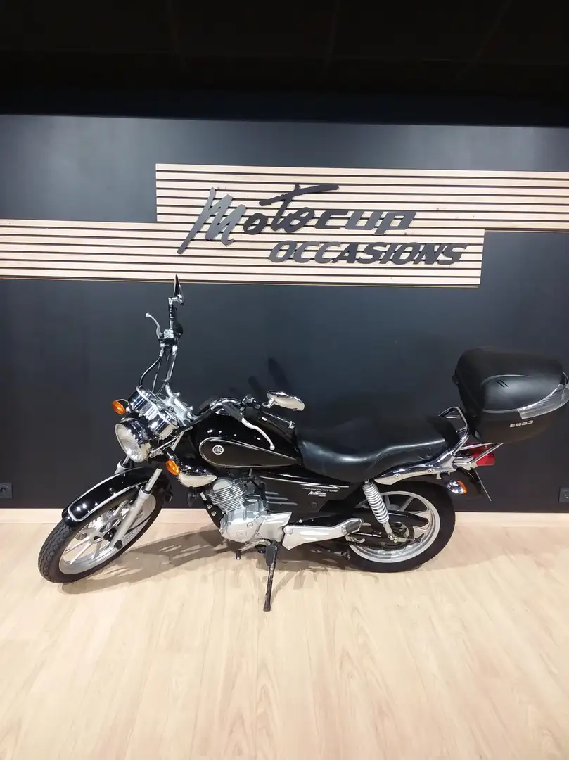 Yamaha YBR 125 Schwarz - 2