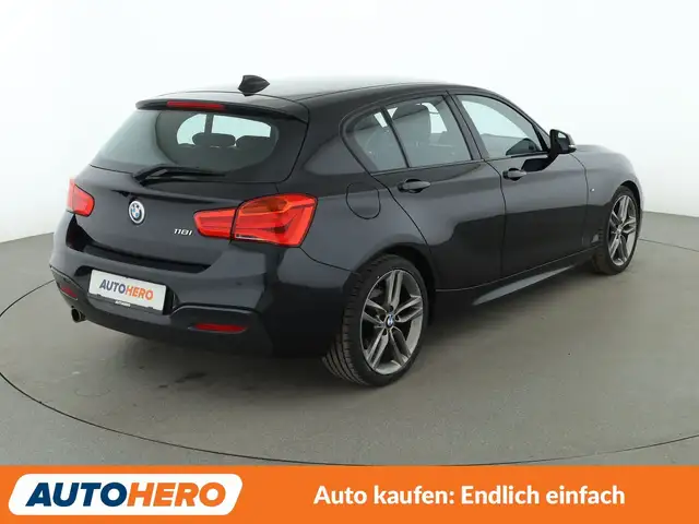 BMW 1 Series view 6