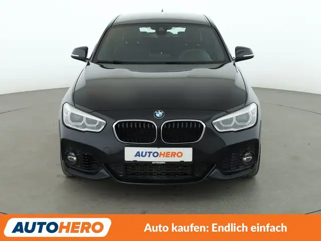 BMW 1 Series view 9
