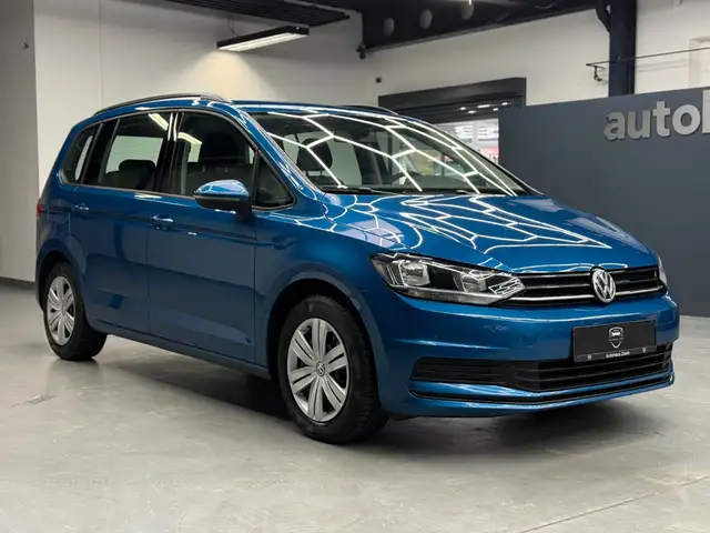 Volkswagen Touran view 15