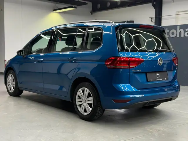 Volkswagen Touran view 7
