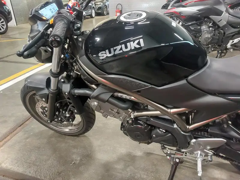 Suzuki SV 650 - foto 2