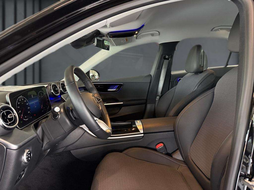 Mercedes-Benz C 220