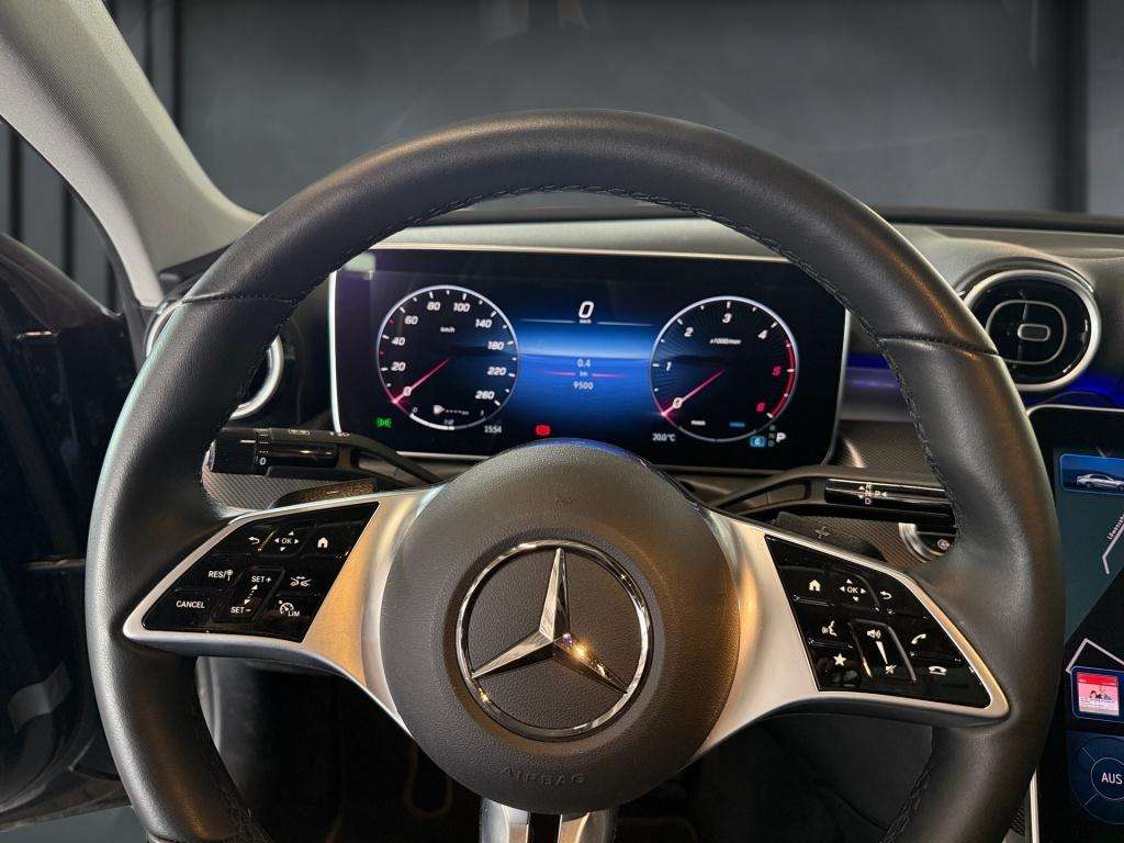 Mercedes-Benz C 220