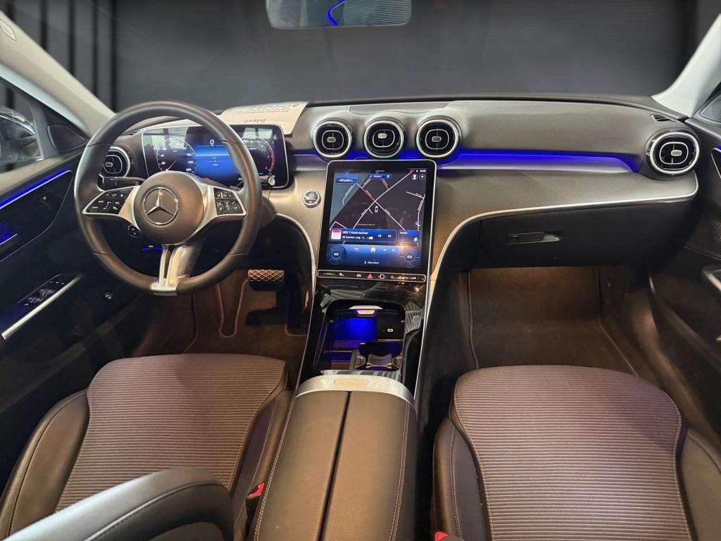 Mercedes-Benz C 220