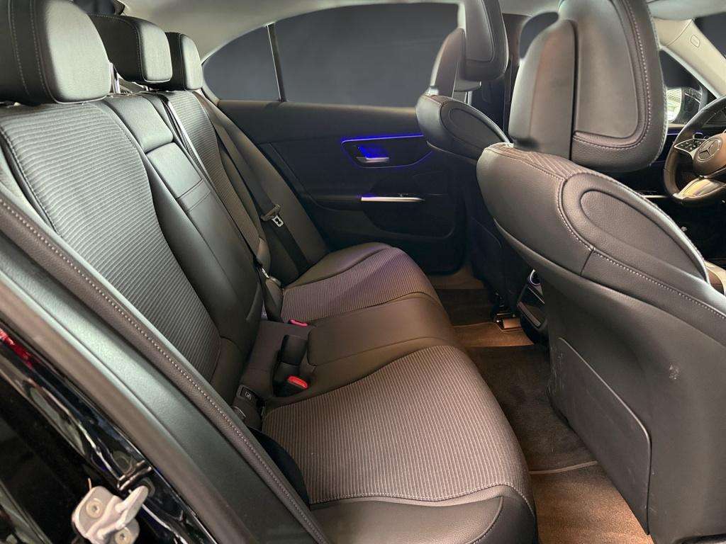 Mercedes-Benz C 220