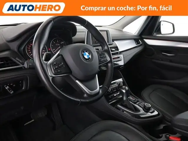 BMW 2 Series view 12