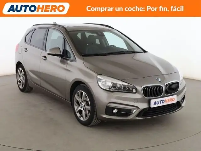 BMW 2 Series view 8