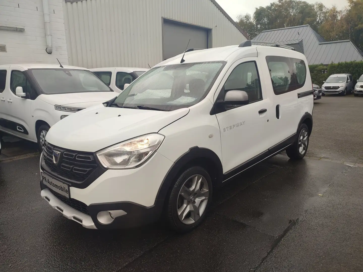 Dacia Dokker TCe 130 Stepway Klima/Navi+Cam/Sitzheiz. Blanc - 1