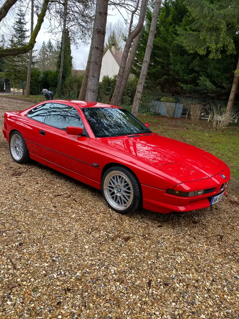 BMW 850 crvena - 1