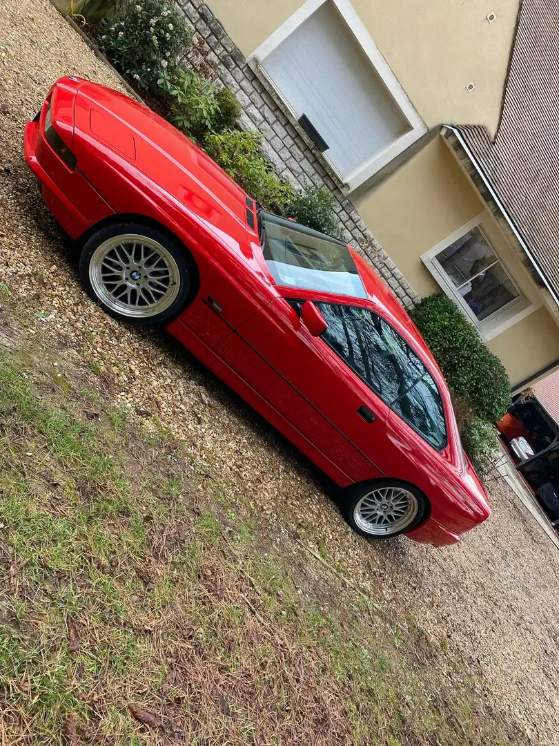 BMW 850 crvena - 2