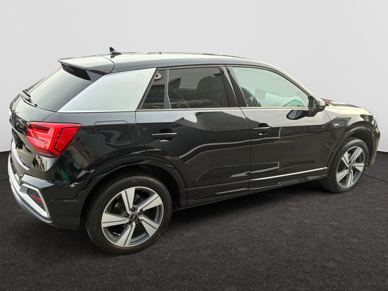 Audi Q2 Sport Edition S Line 30 TFSI 110ch — photo 8