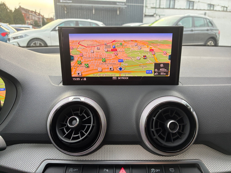 Audi Q2 Sport Edition S Line 30 TFSI 110ch — photo 13
