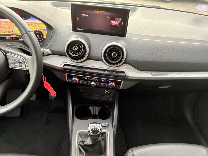 Audi Q2 Sport Edition S Line 30 TFSI 110ch — photo 12