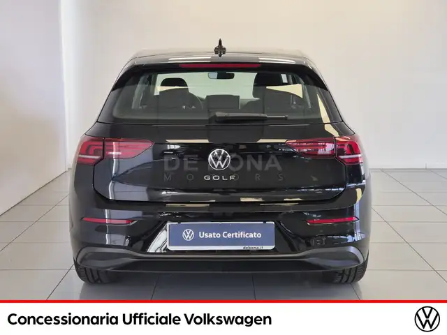Volkswagen Golf view 6