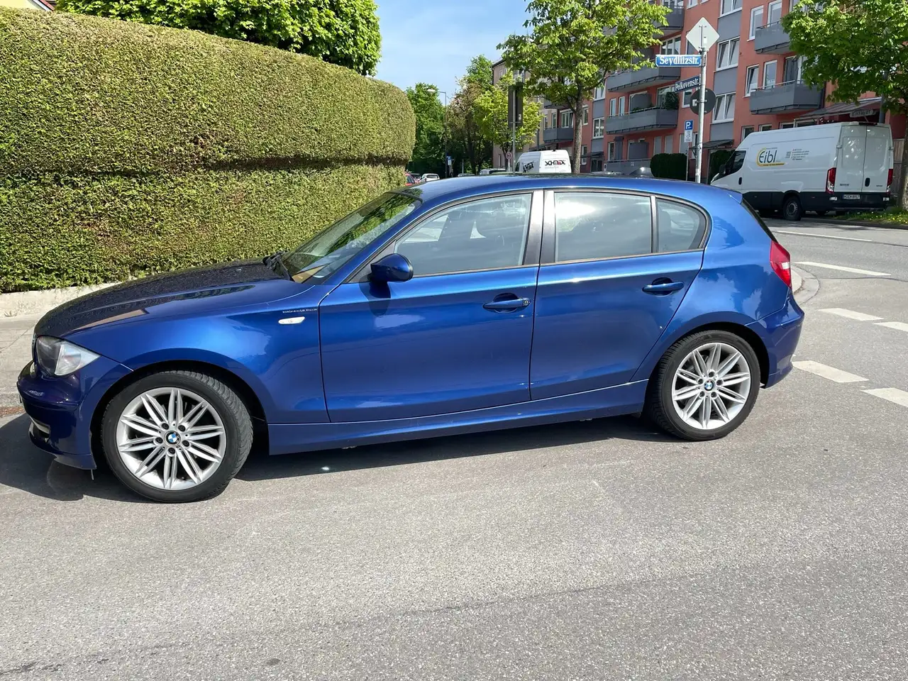 BMW 118