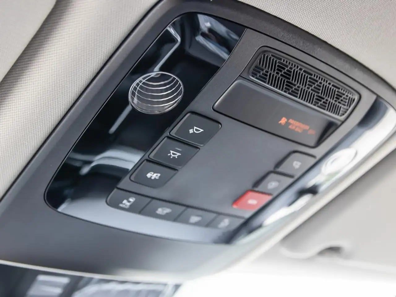 Kia Carnival снимка Kia Carnival