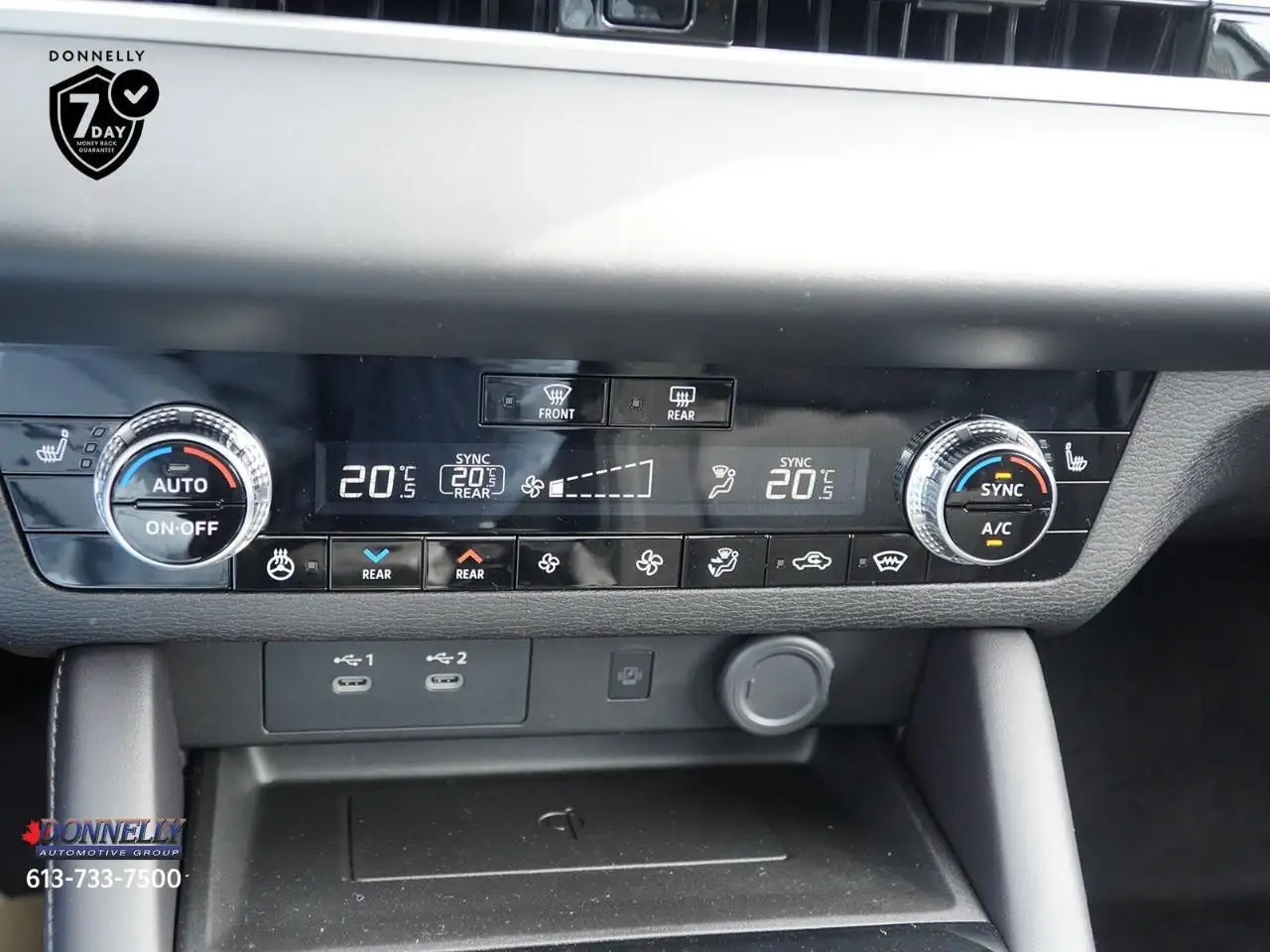 Mitsubishi Outlander снимка Mitsubishi Outlander