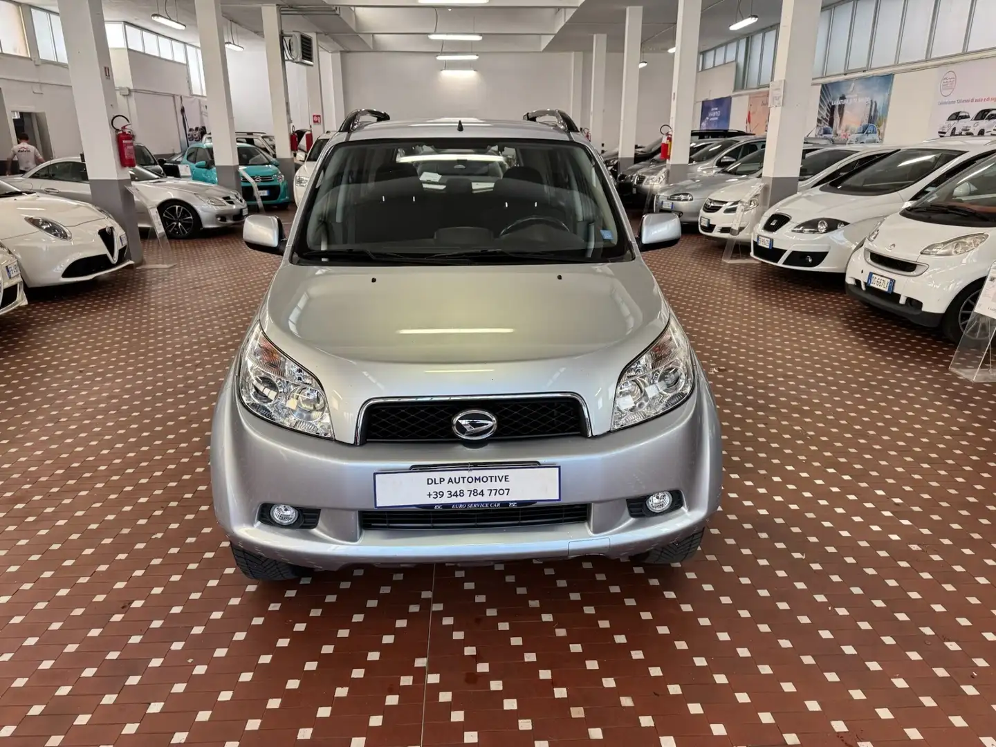 Daihatsu Terios 1.5 4WD SX O/F Green Powered Argent - 2