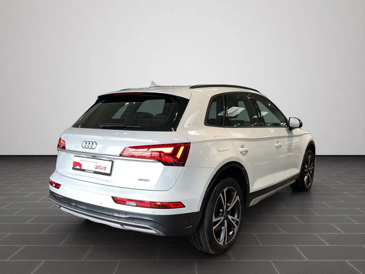 Audi Q5 advanced 50 TFSI e quattro 220(299) kW(PS) S Weiß - 2