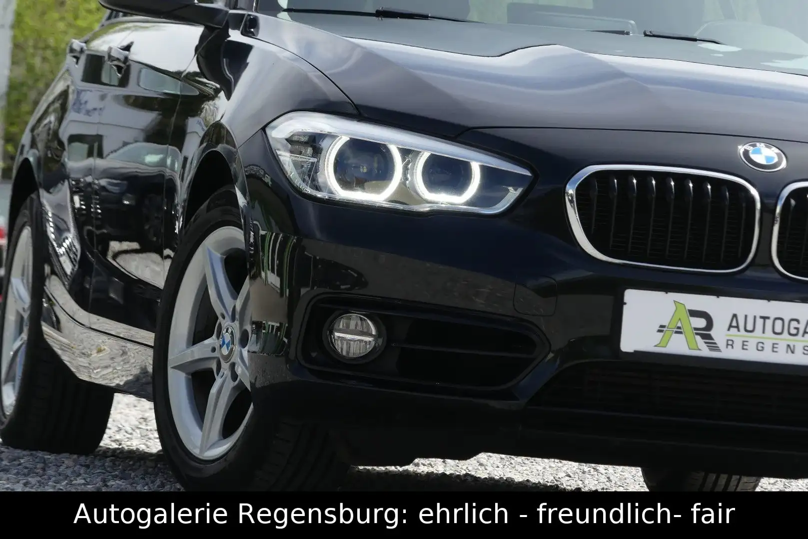 BMW 118 i Lim. 5-trg*SPORT-LINE*LED*NAVI*TEMPOMAT*PDC Schwarz - 1
