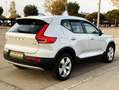 Volvo XC40 T3 Momentum Pro Aut. Gris - thumbnail 3