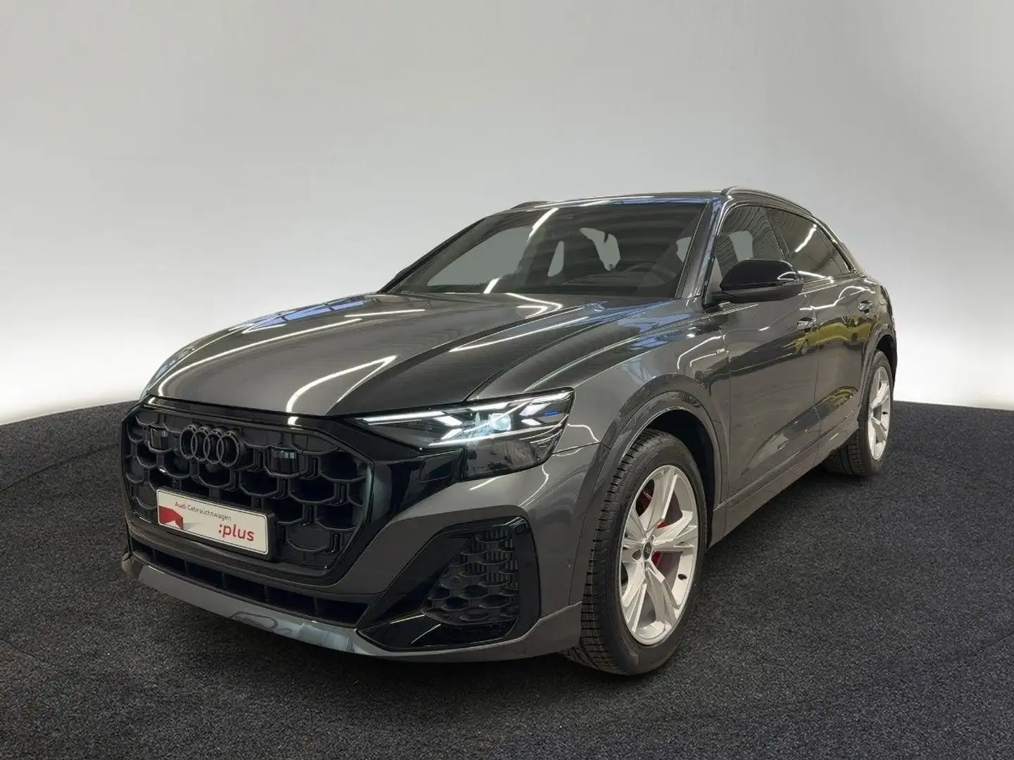 Audi Q8 SUV TFSI e quattro 290 kW tiptronic Grau - 2
