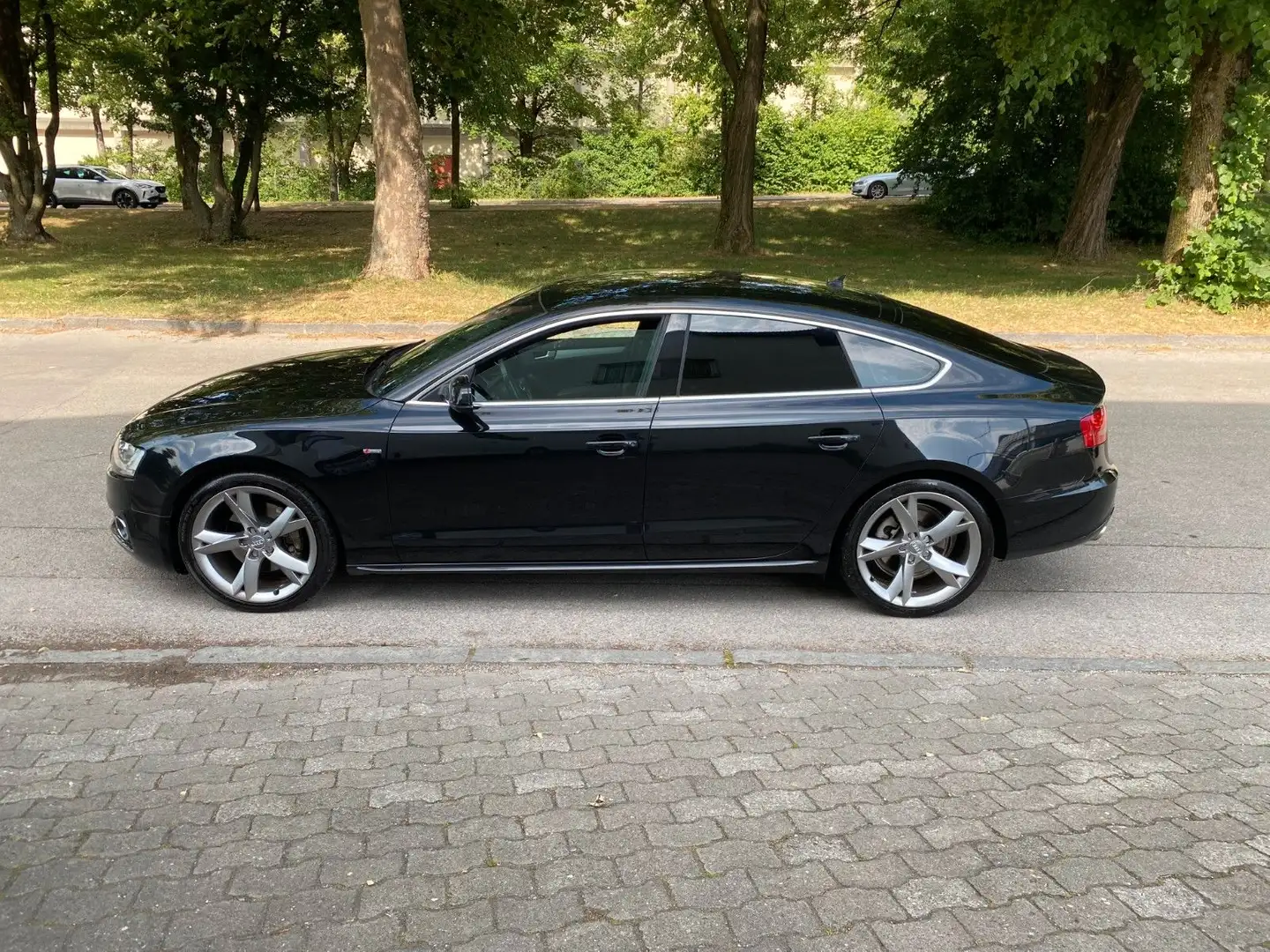 Audi A5 Sp.back 3.0 TDI S-Line Quattro*Navi*Xen*LED* Zwart - 2