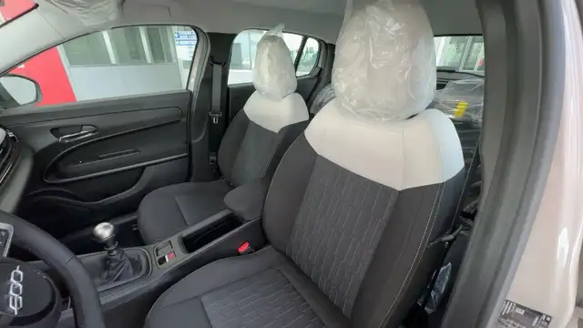 Fiat 600 view 12