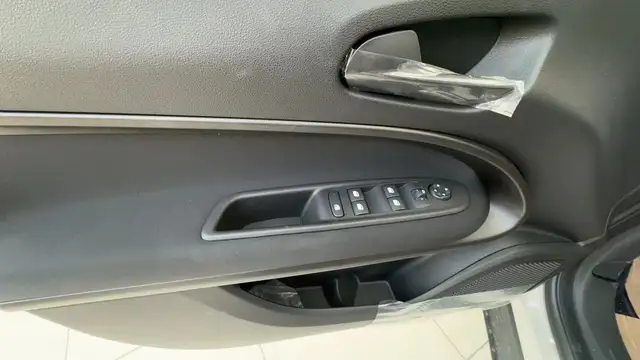 Fiat 600 view 11