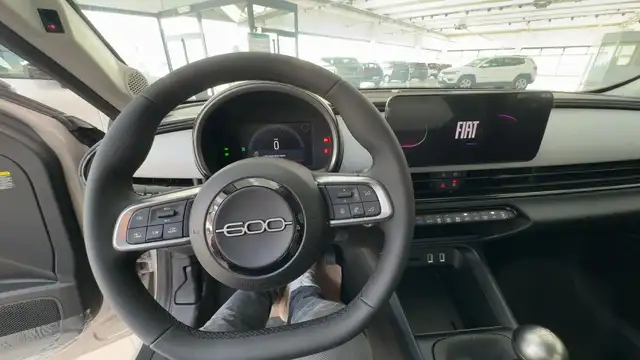 Fiat 600 view 9