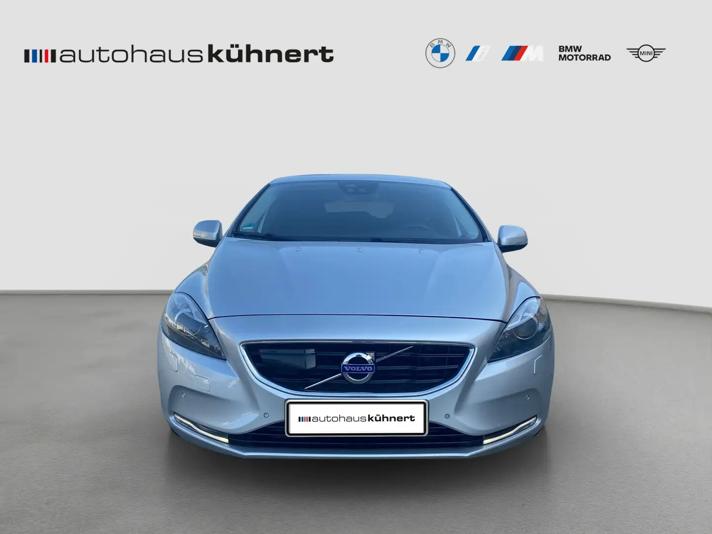 Volvo V40 Momentum +nur an Händler/Export+ Argent - 2