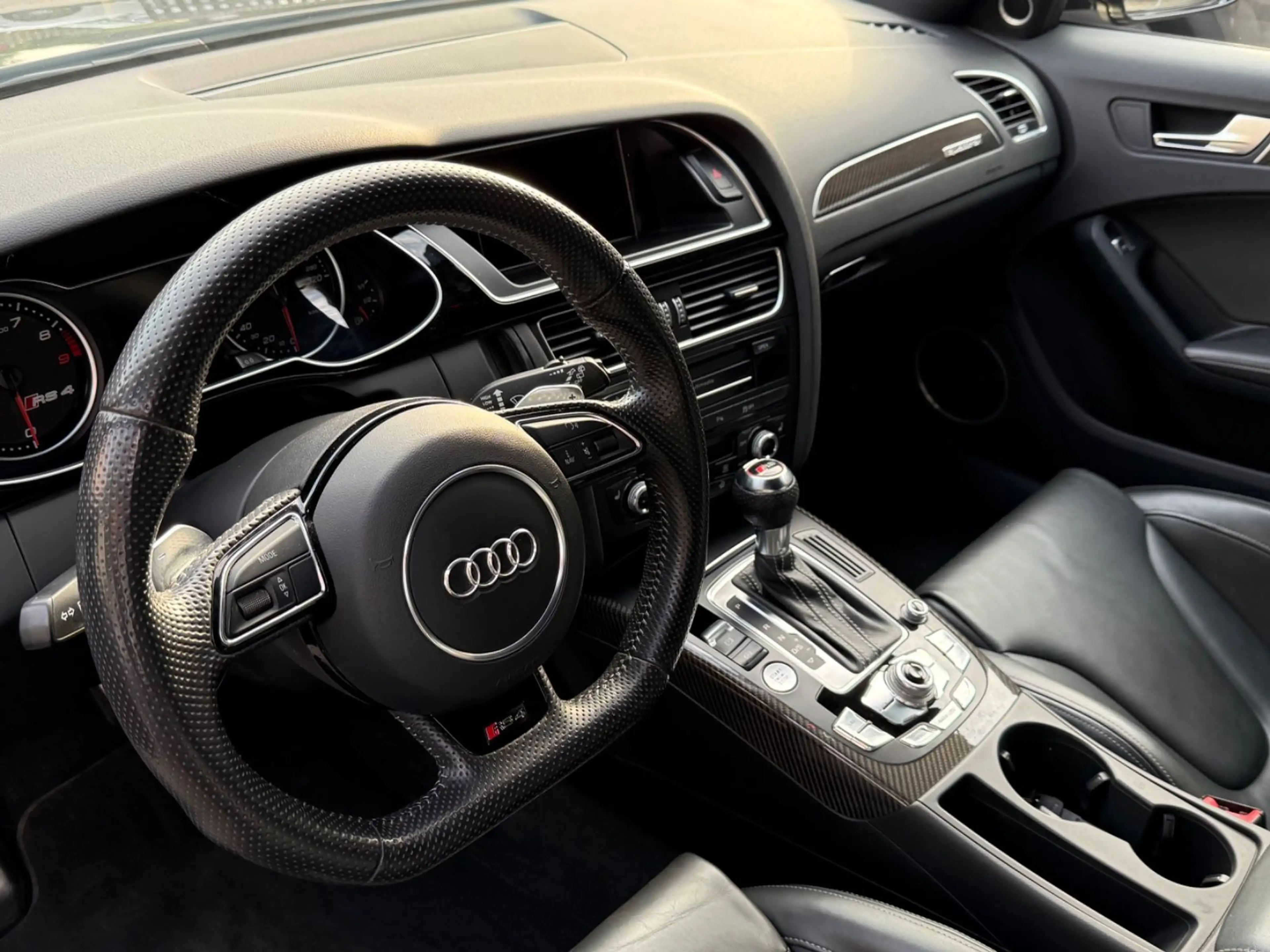 Audi RS4 AVANT *KERAMIK*SCHALENSITZE*SERVICE NEU !!! — photo 10
