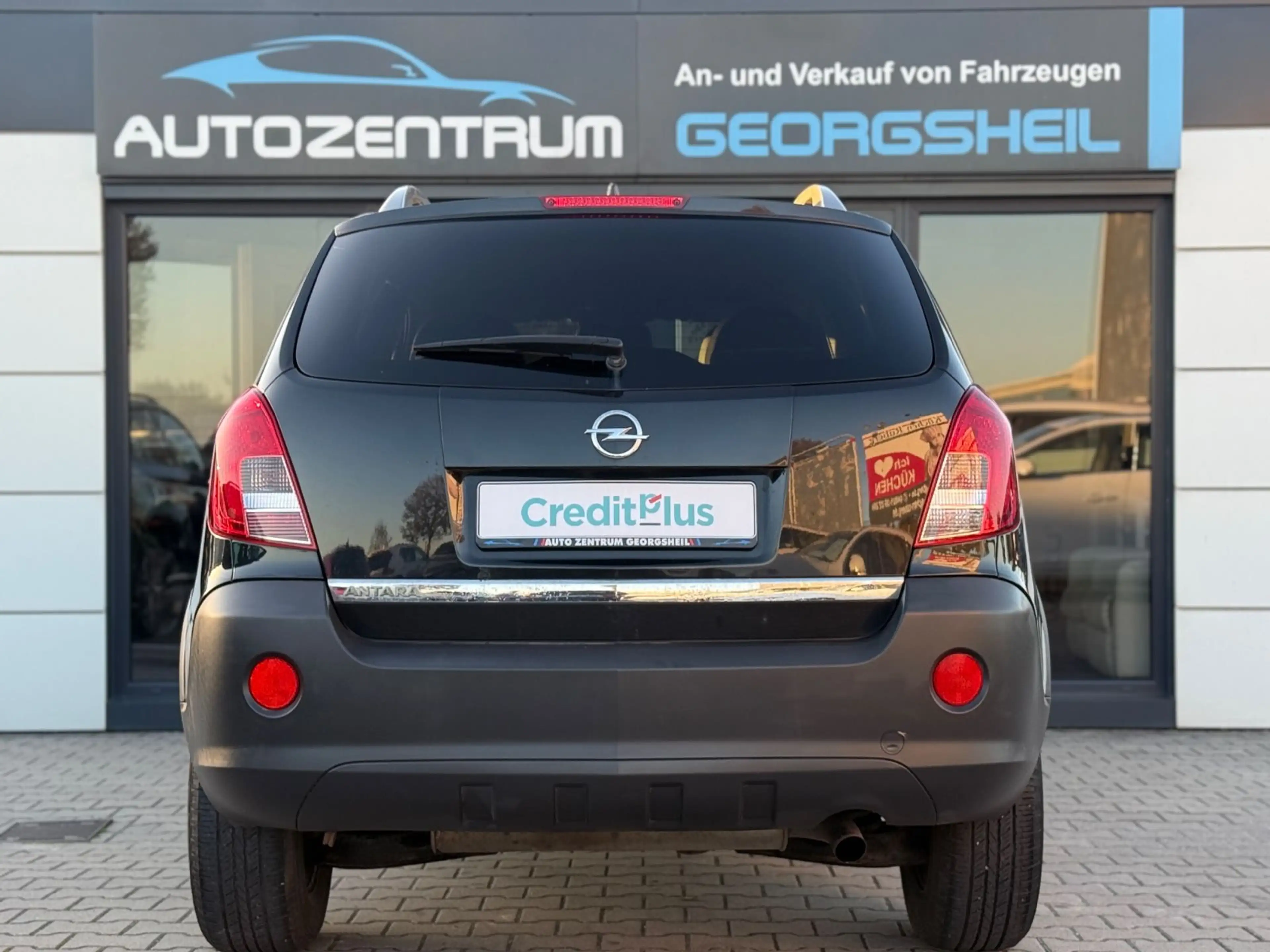 Opel Antara Design Edition 4x2/Sitzheizung/1-Hand — photo 5