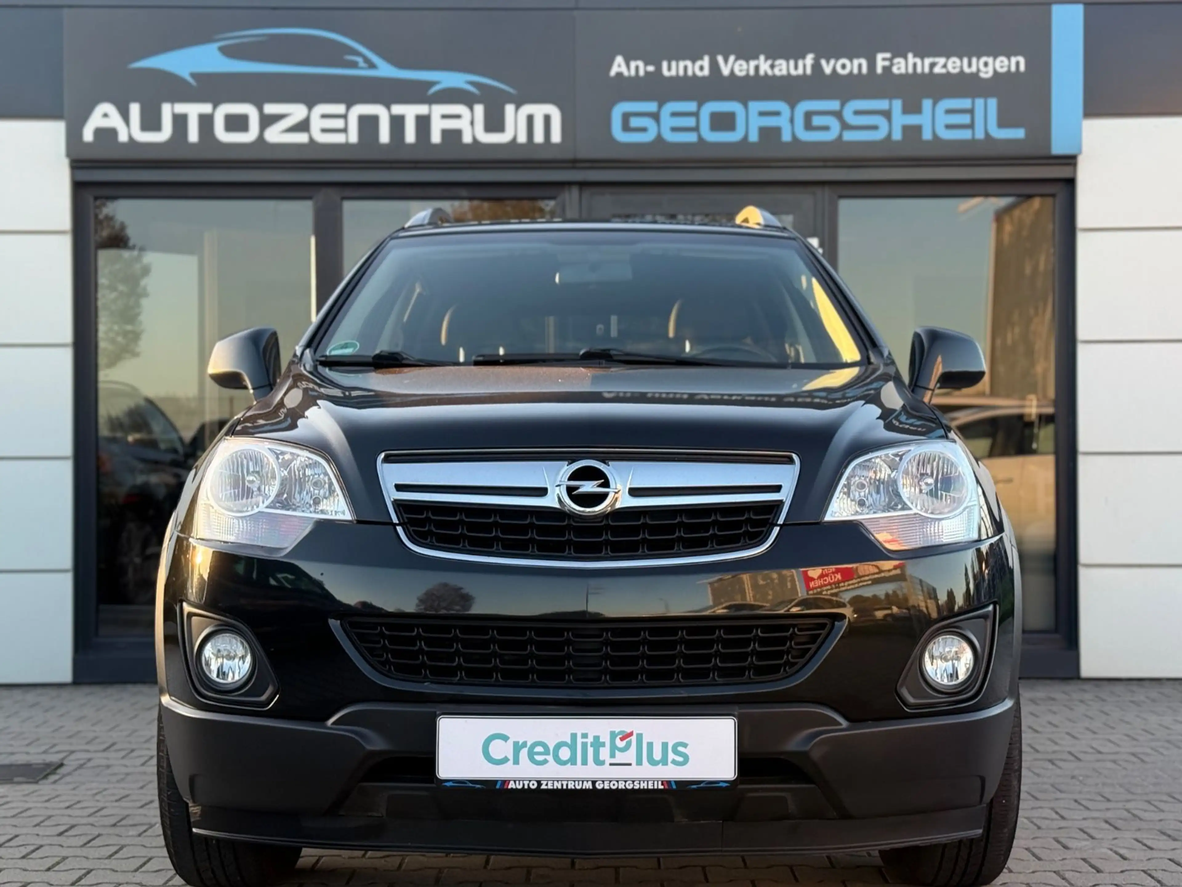 Opel Antara Design Edition 4x2/Sitzheizung/1-Hand — photo 2
