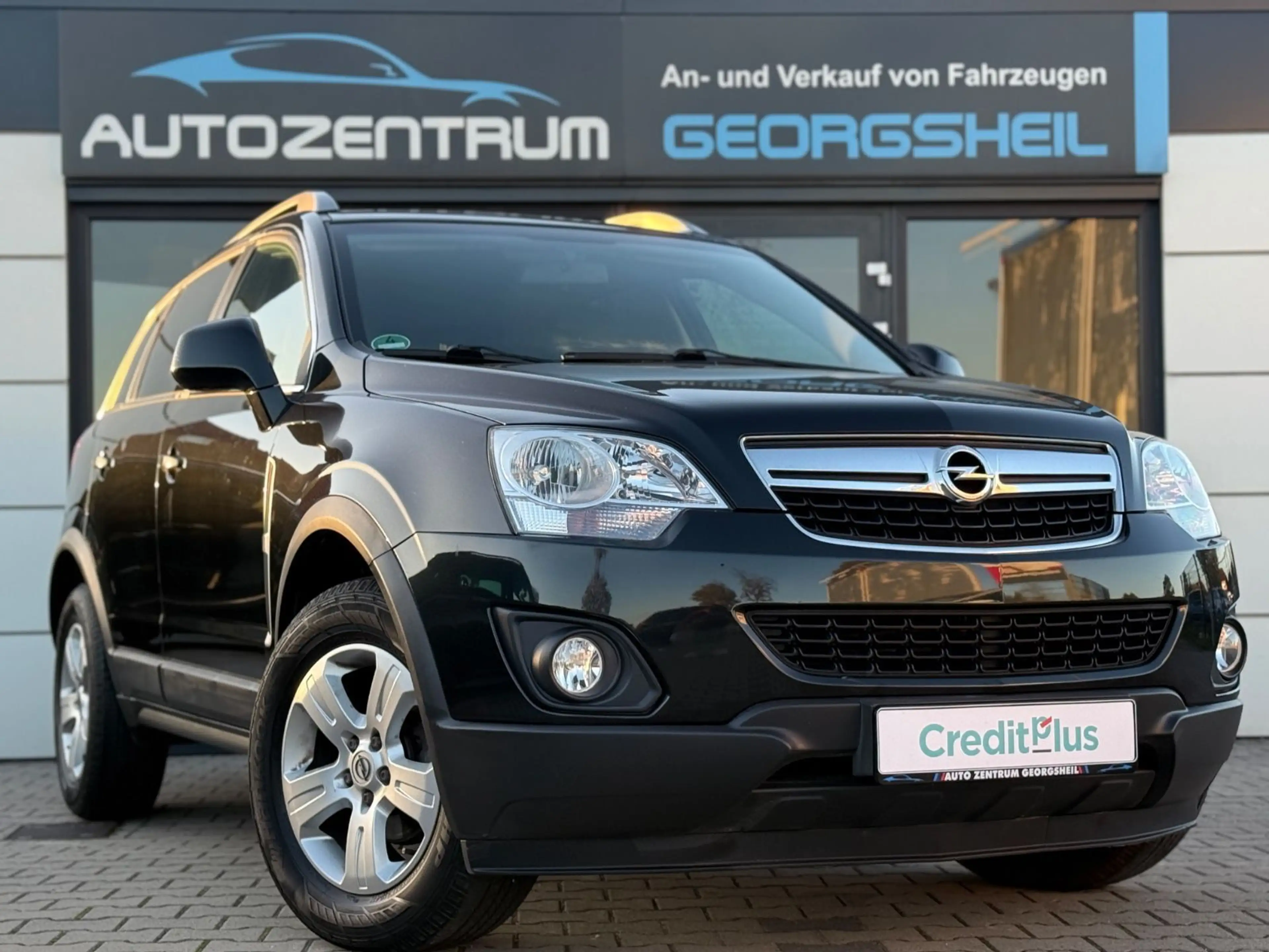 Opel Antara Design Edition 4x2/Sitzheizung/1-Hand — photo 3