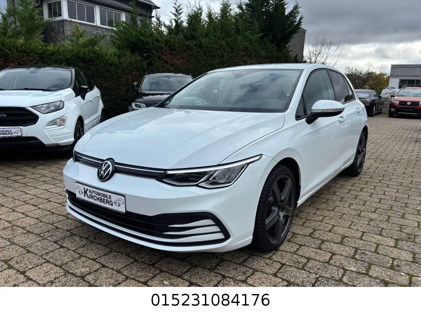 Volkswagen Golf VIII Lim. Life Automatik+Carplay+Tempom+LED Weiß - 1