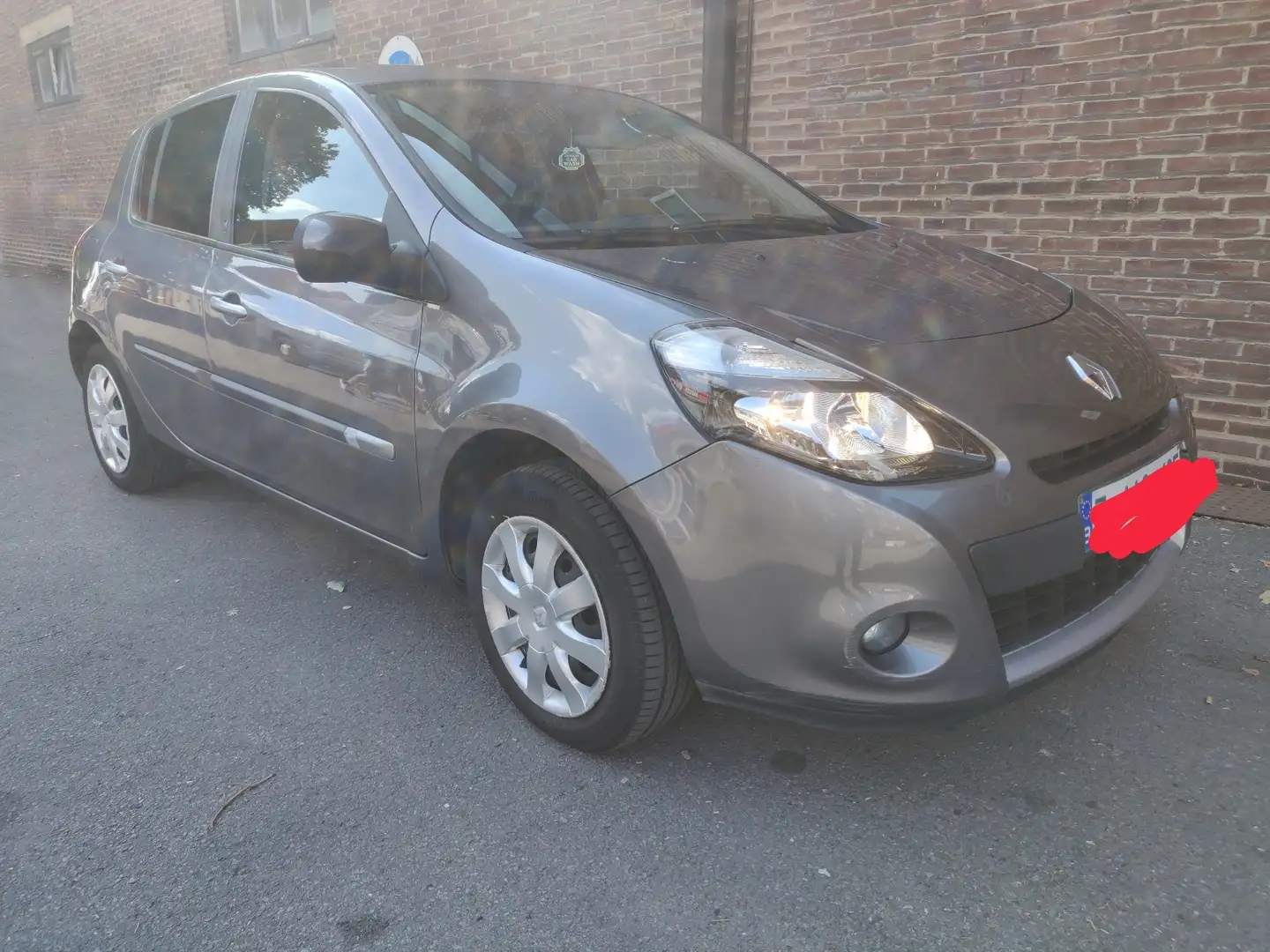 Renault Clio 1.2i Ice-Watch - 1